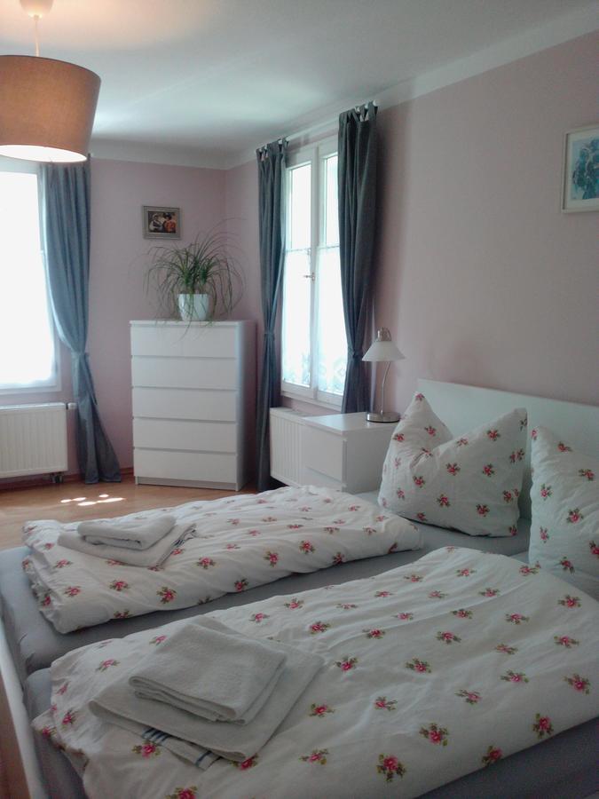 Gaestehaus Villa Rose Durrrohrsdorf Екстер'єр фото